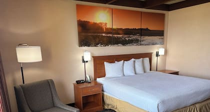 Days Inn by Wyndham Niles