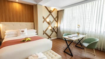 Phòng Premium, 2 giường đôi, không hút thuốc, quang cảnh vườn | Bộ đồ giường cao cấp, chăn bông, két bảo mật tại phòng, bàn