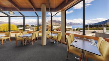 Frühstück, lokale Küche