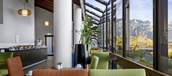 Copthorne Hotel & Apartments Queenstown Lakeview
