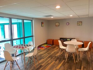 Game room - Hampton Inn Sevierville (Sevierville)
