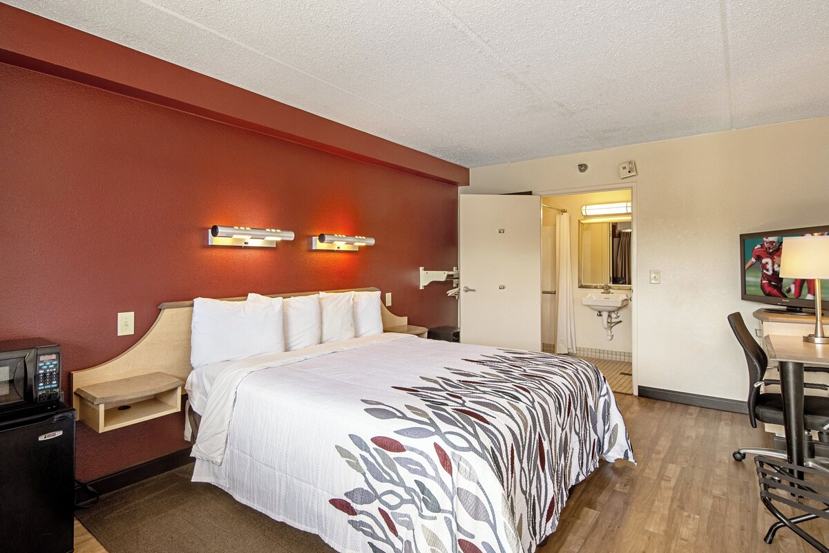 Chambre Deluxe, 1 très grand lit, accessible aux personnes à mobilité réduite (Smoke Free)