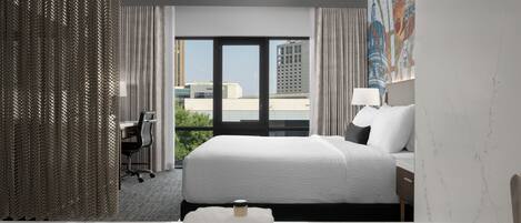 1 bedroom, premium bedding, down comforters, pillowtop beds