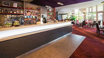 Bar (in der Unterkunft)