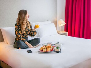 Ropa de cama de alta calidad y camas con pillow-top
