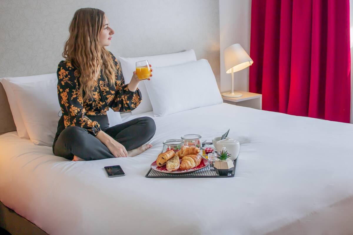 Superior Room, 1 King Bed with Sofa bed | Premium bedding, pillowtop beds, in-room safe, desk