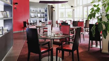 Breakfast, lunch, dinner served; local cuisine, pool views