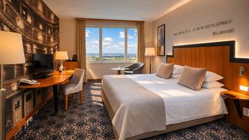 Minibar, caja de seguridad en la habitación y cortinas blackout