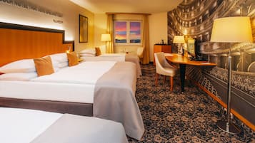 Minibar, coffres-forts dans les chambres, rideaux occultants