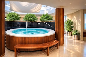 Pool - Don Giovanni Hotel Prague - Great Hotels of the World (Prague)