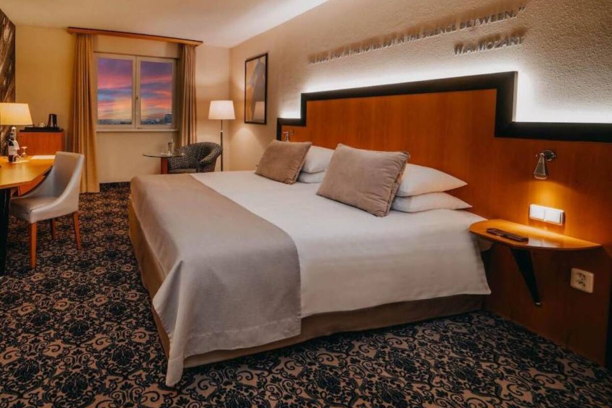Minibar, in-room safe, blackout drapes, soundproofing