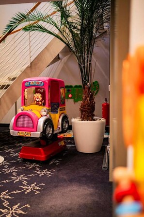 Family Room | Minibar, in-room safe, blackout curtains, soundproofing - Don Giovanni Hotel Prague - Great Hotels of the World (Prague)
