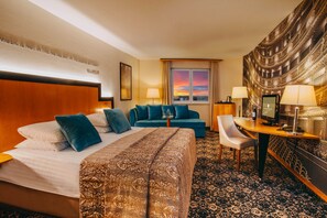 Minibar, in-room safe, blackout drapes, soundproofing