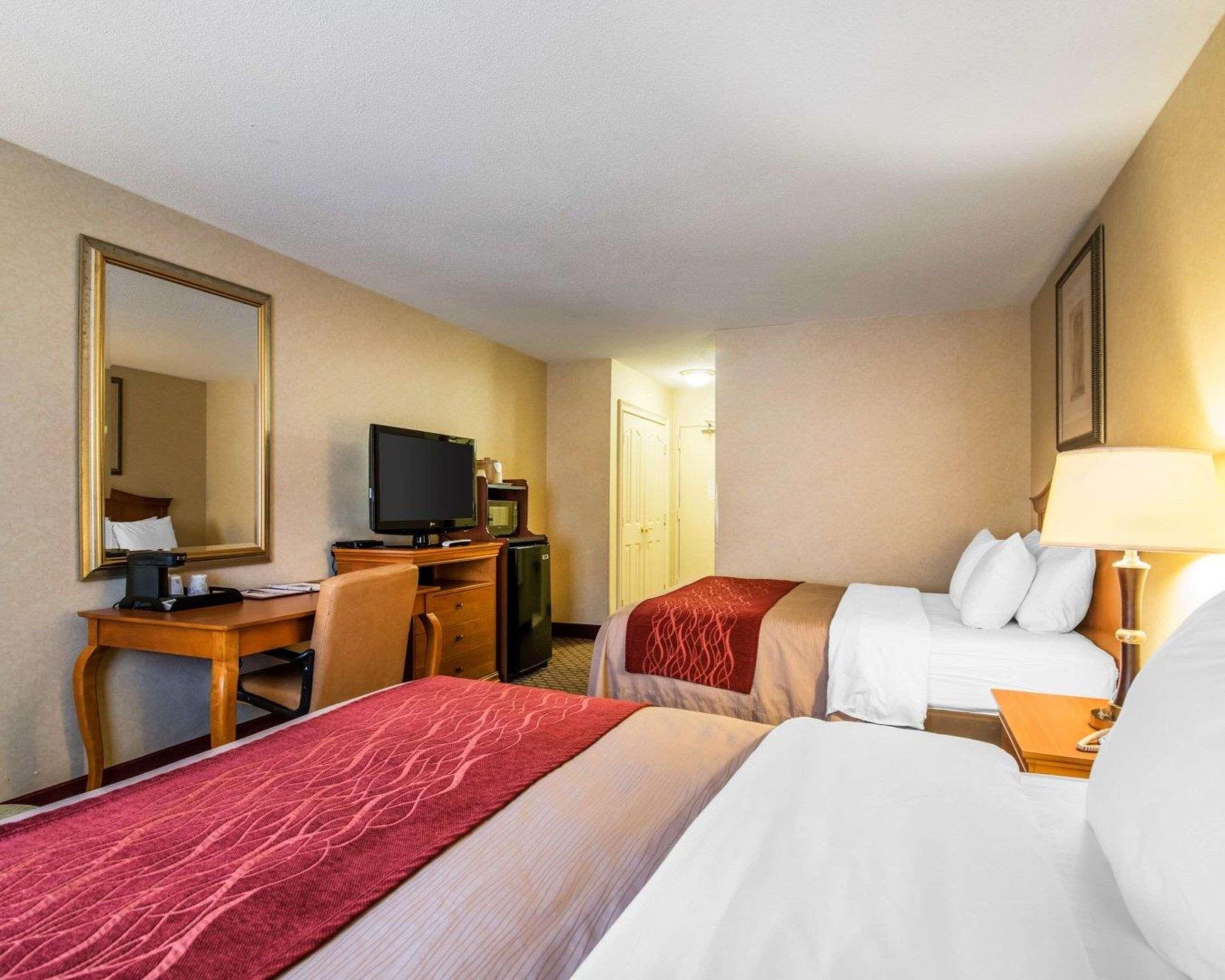 Desk, iron/ironing board, WiFi (free), bed sheets