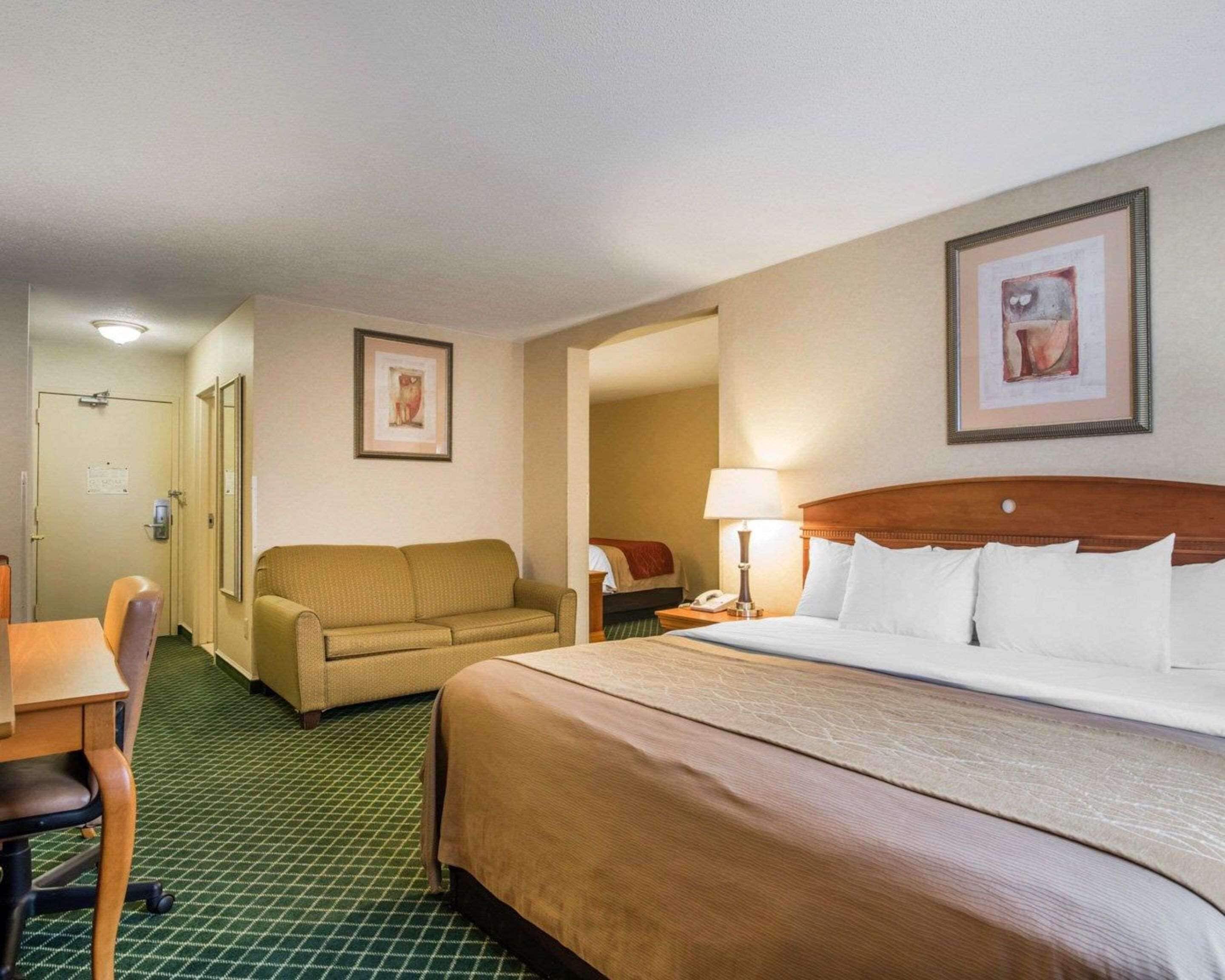 desk, iron/ironing board, free wifi, bed sheets