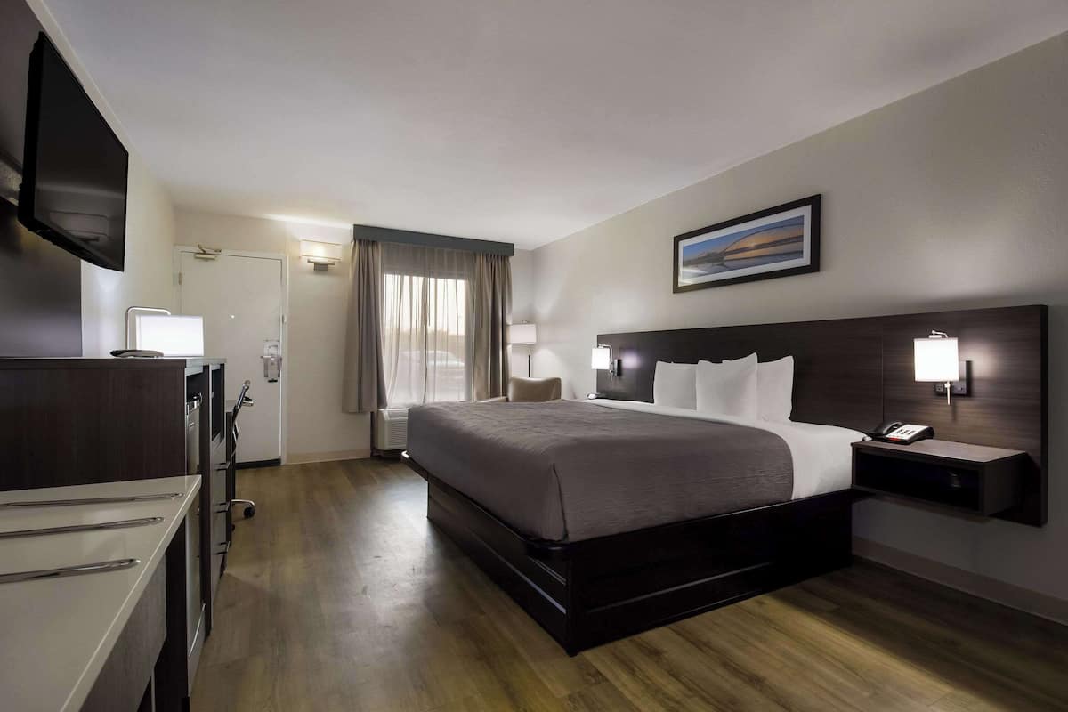 room, 1 king bed, accessible, non smoking | in-room safe, desk, laptop workspace, iron/ironing board