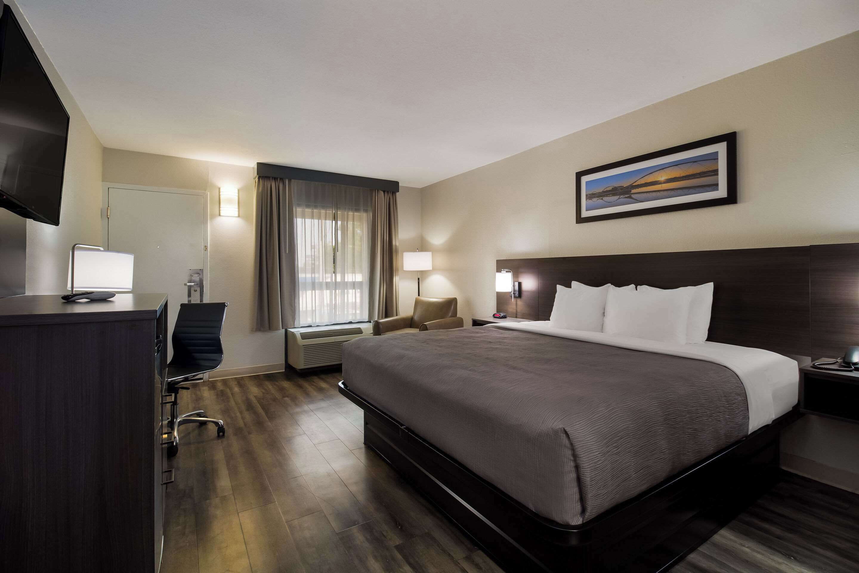 in-room safe, desk, laptop workspace, iron/ironing board