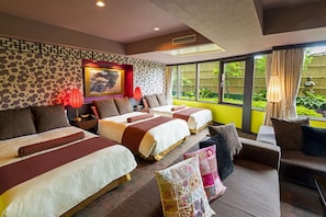 Couette en duvet d'oie, coffres-forts dans les chambres, bureau