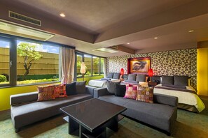 Couette en duvet d'oie, coffres-forts dans les chambres, bureau