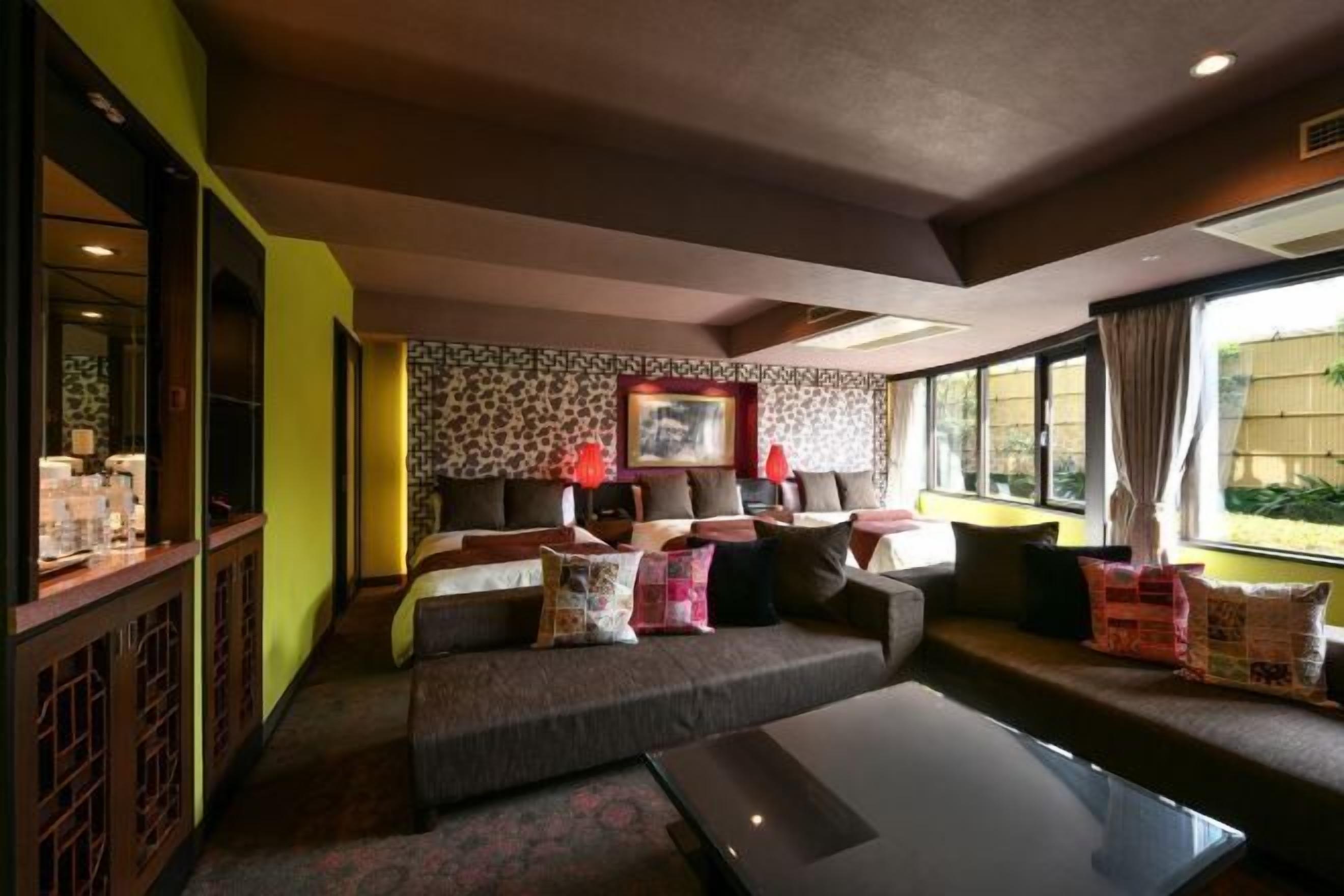 Premium bedding, down duvets, in-room safe, desk