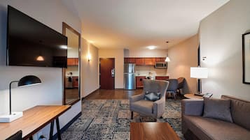 Desk, iron/ironing board, free cots/infant beds, rollaway beds