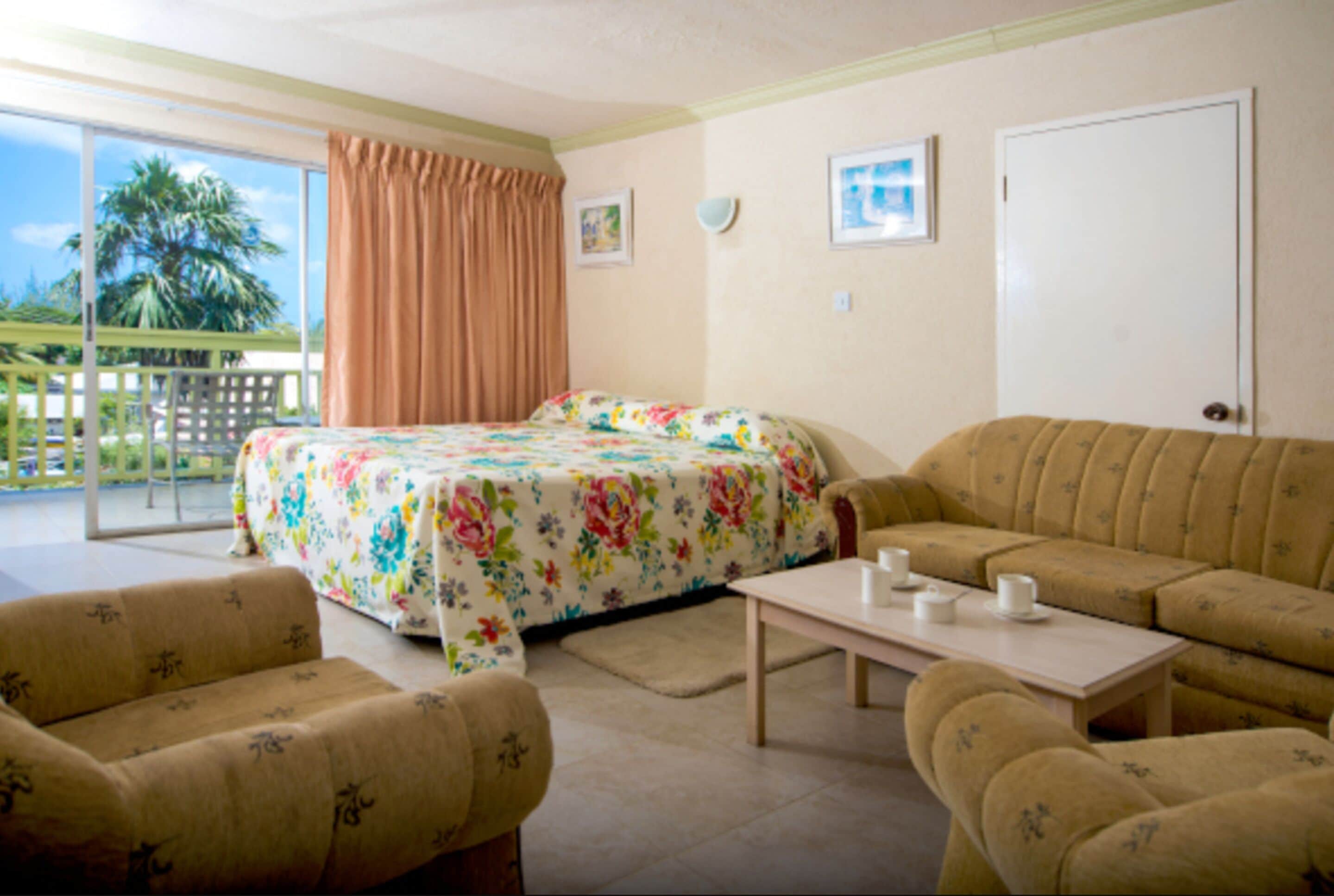 apartment, 1 bedroom | in-room safe, individually decorated, individually furnished, desk