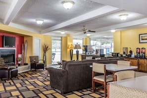 Lobby - Econo Lodge Byron near Historic District - Warner Robins (Byron)