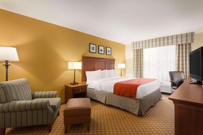 1 bedroom, down comforters, desk, blackout drapes