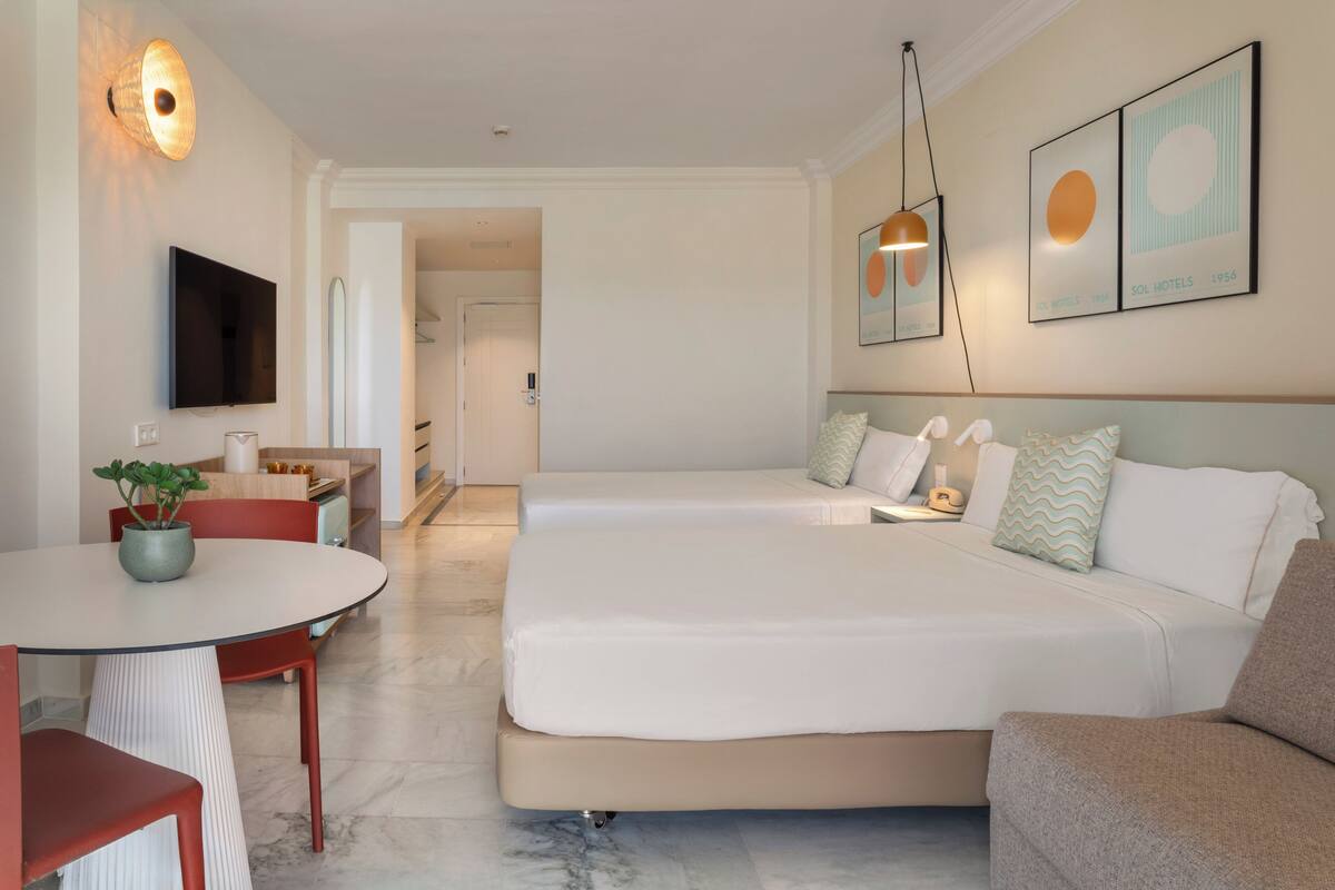 Minibar, in-room safe, desk, blackout drapes