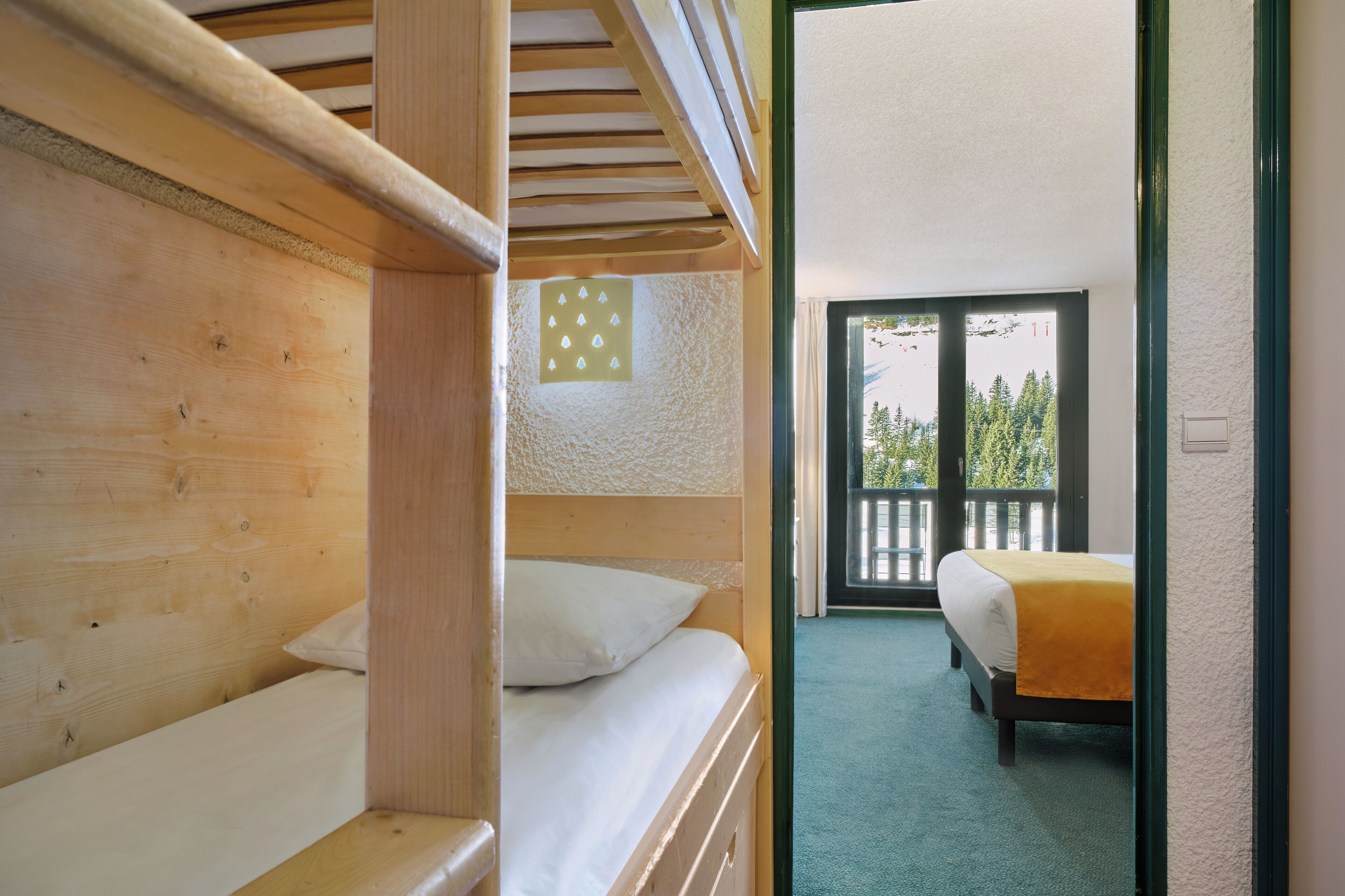 1 chambre, literie de qualité supérieure, surmatelas