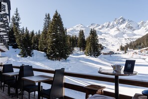 Terrace/patio - Lake Hôtel Courchevel 1850 (Courchevel)