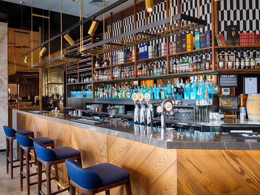 Bar (in der Unterkunft)