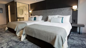 Minibar, in-room safe, iron/ironing board, rollaway beds