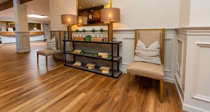 Best Western Pier Point Inn