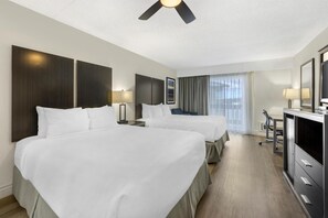 Non-Pet, 2 Queen Beds, Balcony | Room amenity