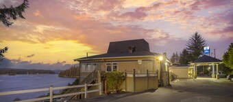 Best Western Pier Point Inn