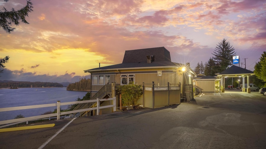 Best Western Pier Point Inn