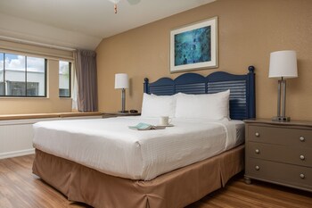 In-room safe, iron/ironing board, free WiFi, bed sheets at Orbit One Vacation Villas