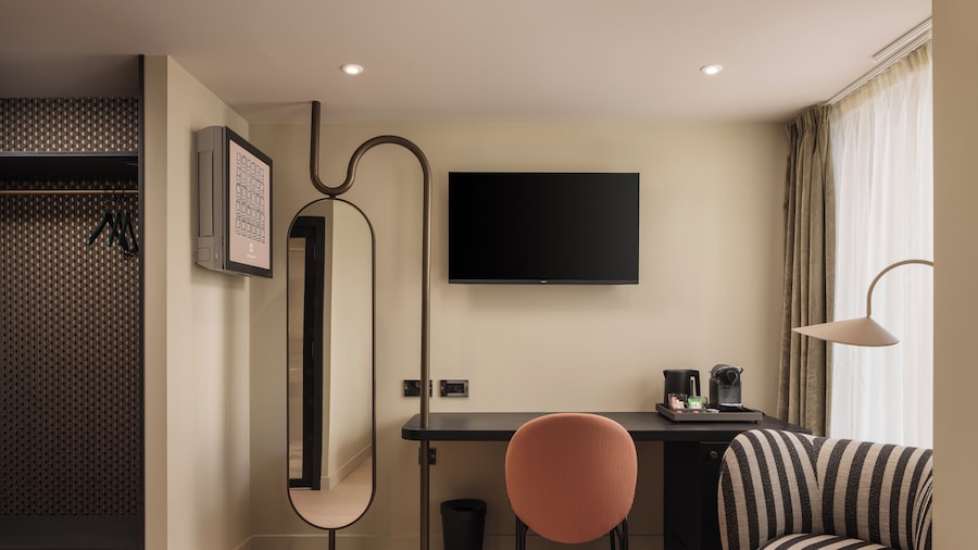 Central Park Hotel