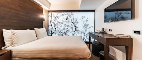 Deluxe Double Room (Windowless)