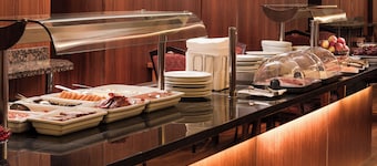 Central Park Hotel
