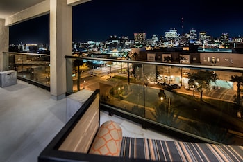 Balcony at FOUNDRE Phoenix