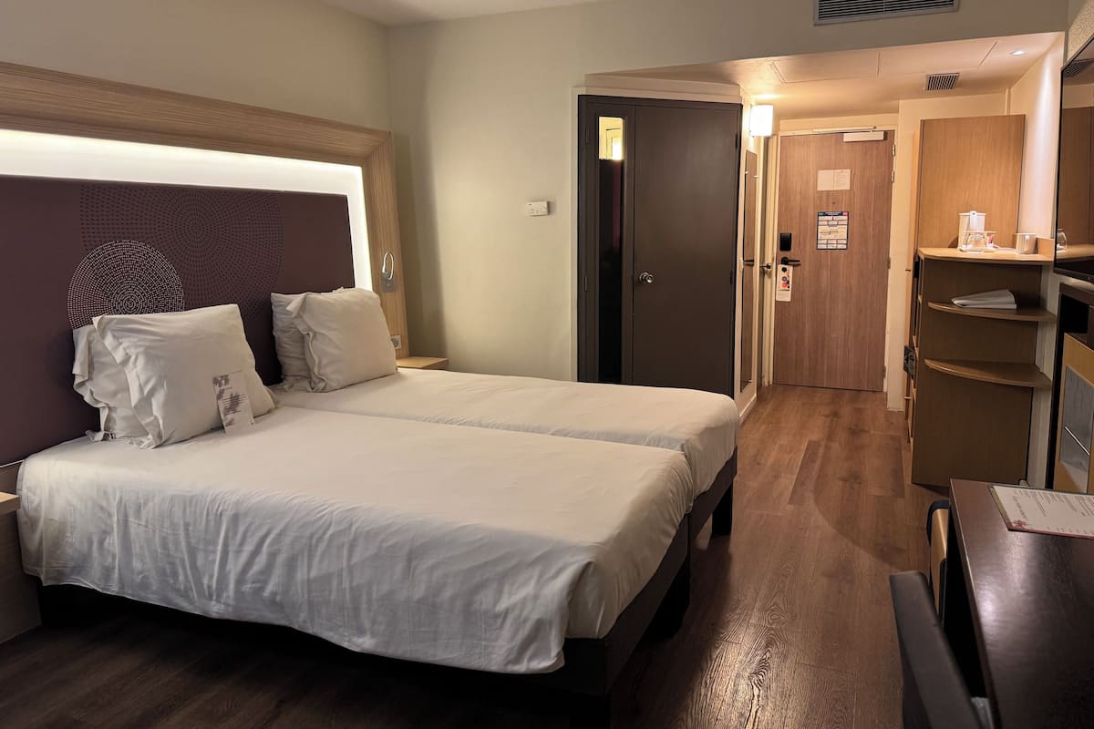 Chambre avec lits jumeaux, 2 lits une place | 1 chambre, literie de qualité supérieure