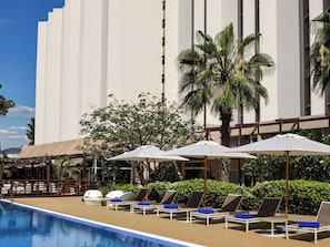 Outdoor pool, sun loungers