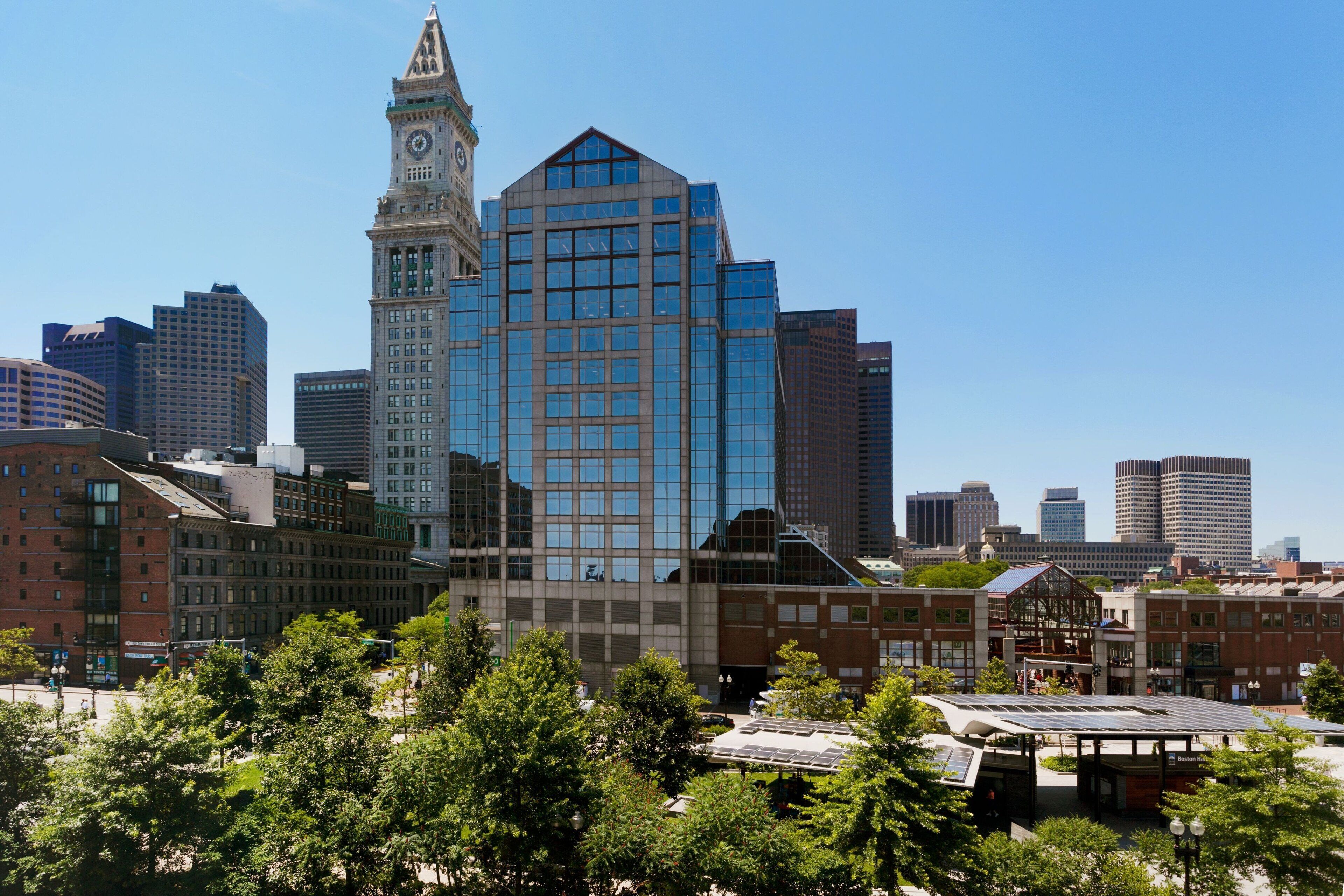 in-room safe, desk, laptop workspace, iron/ironing board