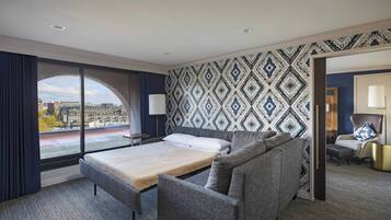 In-room safe, desk, laptop workspace, iron/ironing board