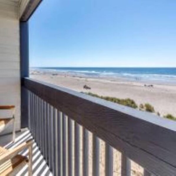 Beach/ocean view