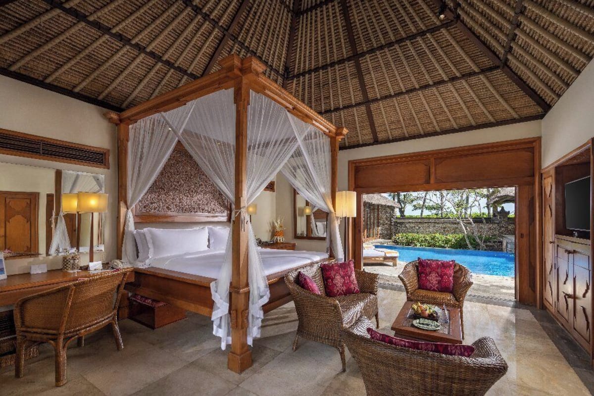 royal villa, private pool, ocean view | 1 bedroom, minibar, in-room safe, desk