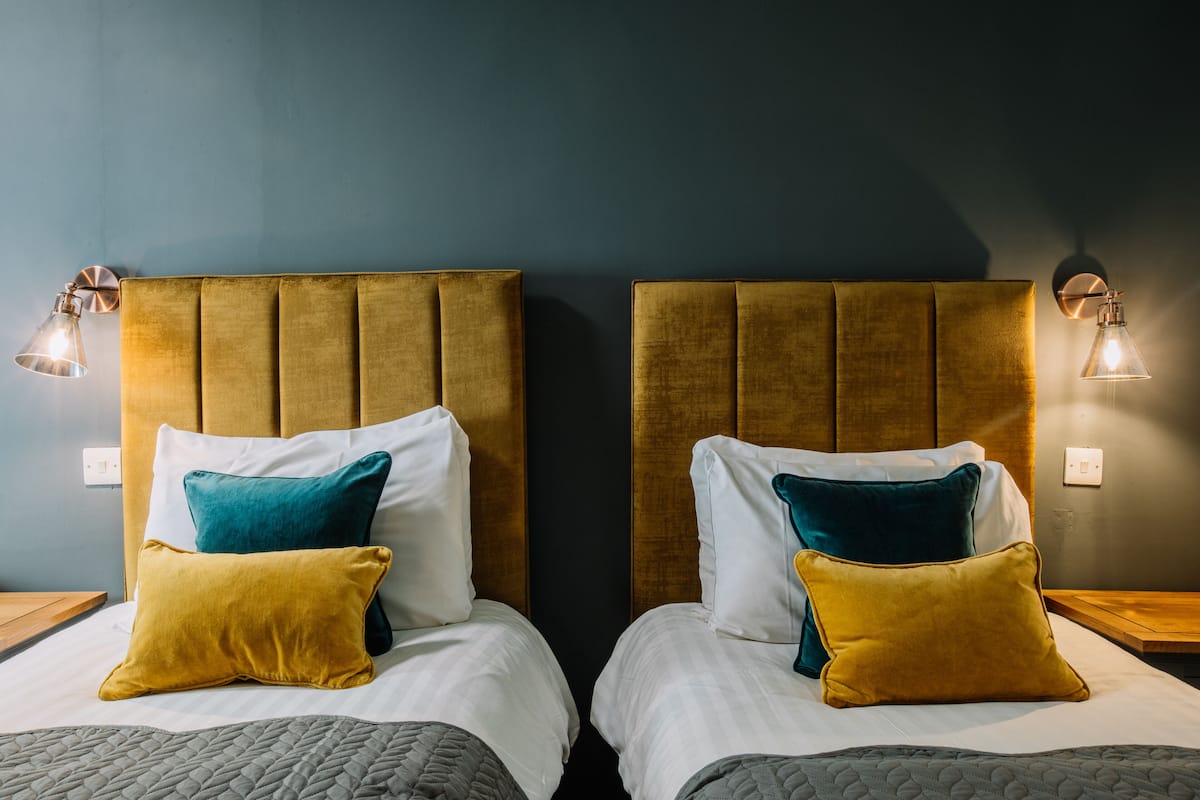 classic twin room | desk, laptop workspace, iron/ironing board, free wifi