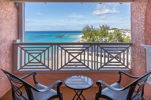 Honeymoon Room, Pool View | Balcony
